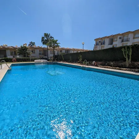 Fantastic Views, Large With 3 Pools, Minutes From And Golf Mijas Costa Spain Apartment *