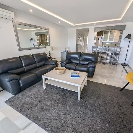 Fantastic Views, Large With 3 Pools, Minutes From Beach And Golf Mijas Costa Spain Sitio de Calahonda