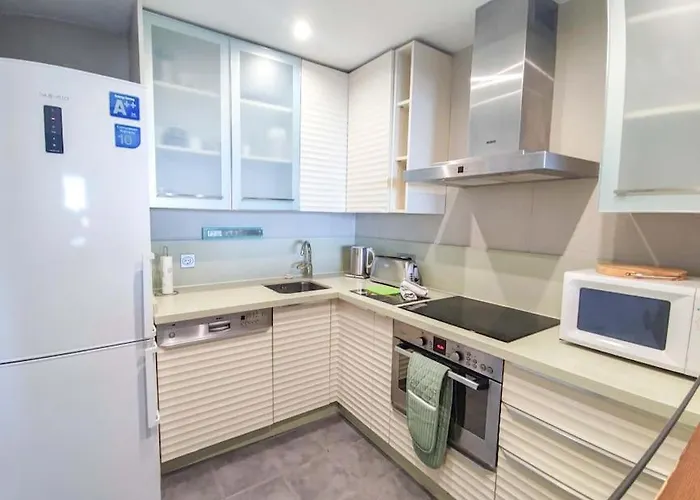 Daire Fantastic Views, Large With 3 Pools, Minutes From And Golf Mijas Costa Spain